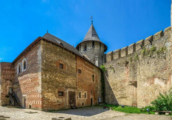 Khotyn Ukraina 2021 Khotyn Fästning Tjernivtsi Regionen Ukraina Solig Sommardag — Stockfoto