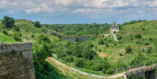 Khotyn Ukrajina 2021 Pevnost Khotyn Oblasti Černovice Ukrajině Slunečného Letního — Stock fotografie