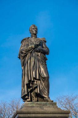 Odessa, Ukrayna 04.02.2022. Odessa, Ukrayna 'daki Katedral Meydanı' ndaki Mikhail Vorontsov anıtı