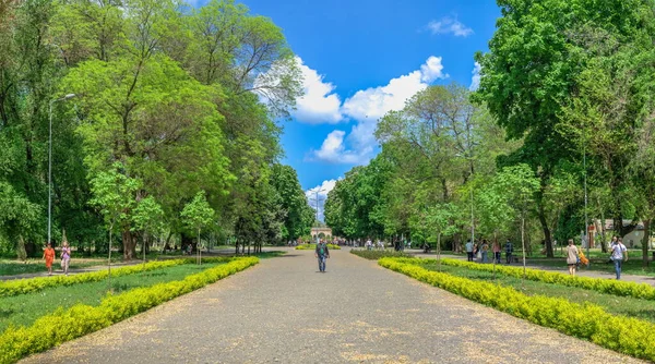 Odessa Ukraina 2022 Preobrazhensky Park Odessie Podczas Wojny Ukrainie Słoneczny — Zdjęcie stockowe