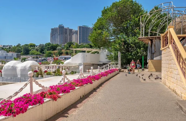 Odessa Ukraine 2022 Sonniger Sommertag Auf Dem Arcadia City Resort — Stockfoto