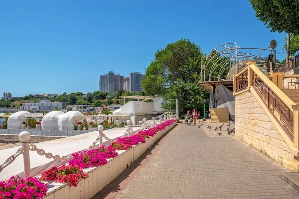 Odessa Ukraine 2022 Sonniger Sommertag Auf Dem Arcadia City Resort — Stockfoto