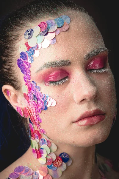 Creative Sandy Face Makeup Girl Colorful Sequins — Stock fotografie