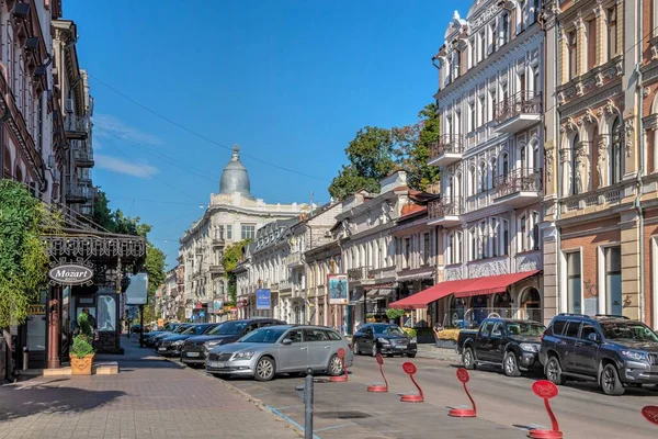 Odessa Oekraïne 2022 Lanzheronovskaya Straat Odessa Oekraïne Een Zonnige Zomerdag — Stockfoto