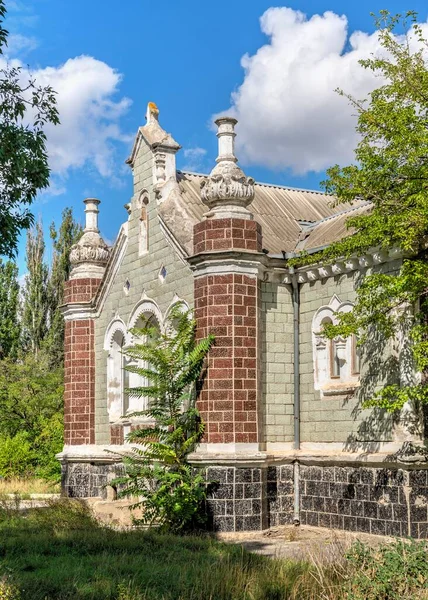 Edifício Abandonado Antigo Sanatório Kuialnyk Odessa Ucrânia Dia Ensolarado Outono — Fotografia de Stock