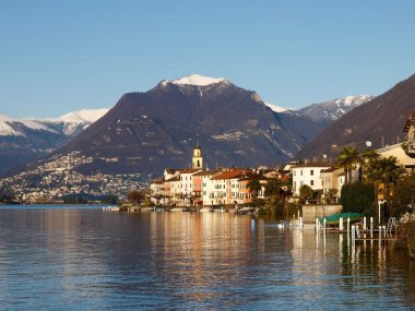 İsviçre, Lugano Gölü. brusino üzerinde göster.