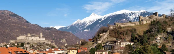 Szwajcaria, zamki bellinzona — Zdjęcie stockowe