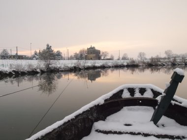 Kışın nehir oglio bataklıklar 