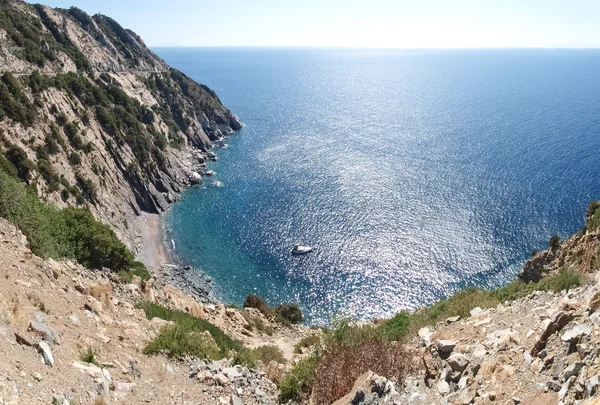 Elba Adası, Batı Yakası uçurumlar — Stok fotoğraf