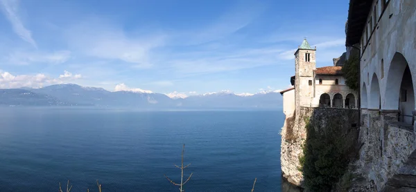 The Monastery of Santa Caterina del Sasso — Stock Photo, Image