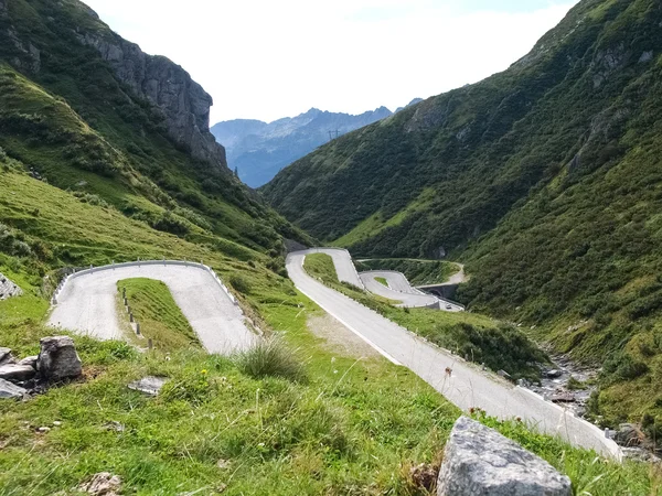 Alpiner Pass über den gottardpass — Stockfoto