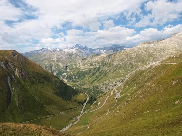 Alpský průsmyk grimslepass — Stock fotografie