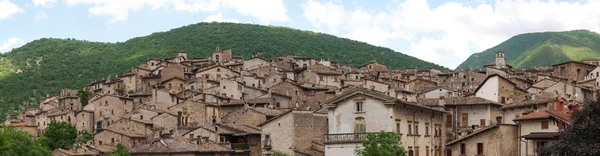 A antiga aldeia de Scanno — Fotografia de Stock
