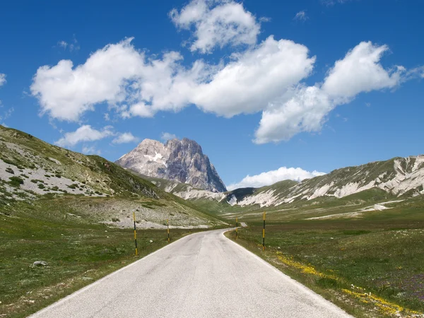 Εθνικό πάρκο του gran sasso της Ιταλίας — Φωτογραφία Αρχείου