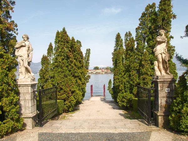 Isola Bella görünümü — Stok fotoğraf