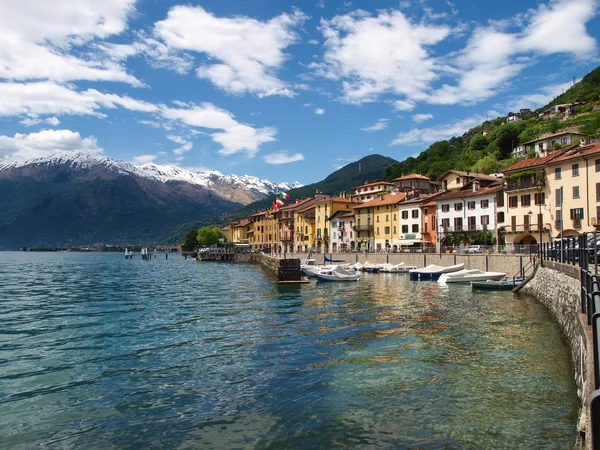Lake of Como from the waterfront of Domaso — Stock Photo, Image
