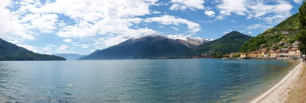 Lago de Como desde el paseo marítimo de Domaso —  Fotos de Stock