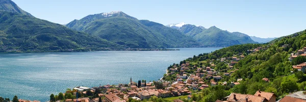 Panorama del Lago de Como desde las Montañas —  Fotos de Stock