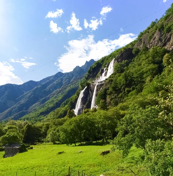 Waterfalls of Borgonuovo — Stock Photo, Image