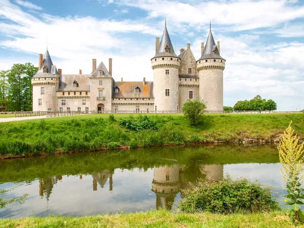 Chataeau Sully-s-Loire — Stockfoto