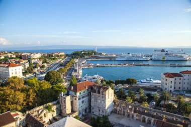 Böl. çan kulesinden göster