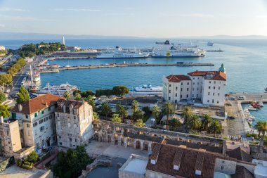 Böl. çan kulesinden göster