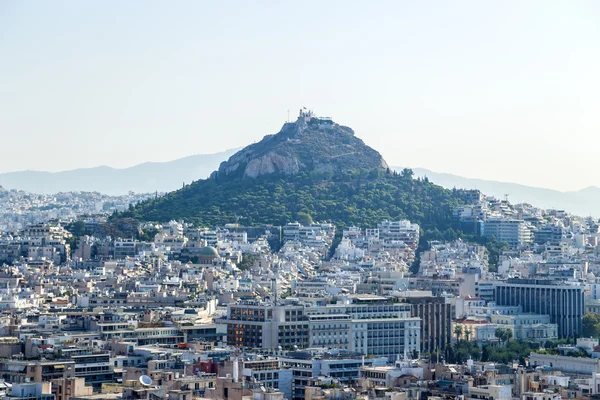 雅典。查看 lycabettus 山和市 — 图库照片