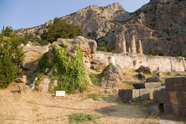 Yunanistan delphi. Apollon Tapınağı — Stok fotoğraf