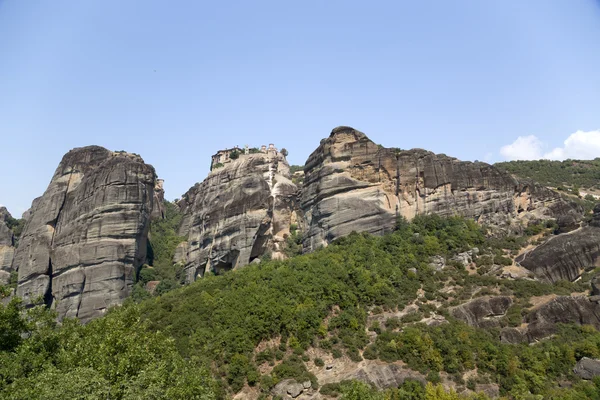 希腊。米特奥拉 （包括教科文组织世界遗产名单的岩石) — 图库照片