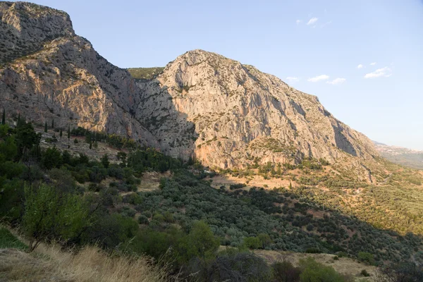 ギリシャ。デルファイの近くの山の風景 — ストック写真