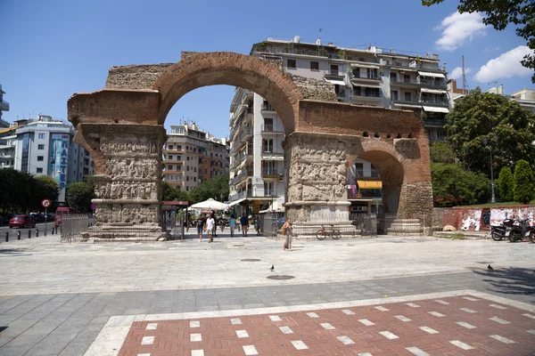 Greece, Thessaloniki. The ruins of the Roman Emperor Galerius arch (IV c.) — Stock Photo, Image