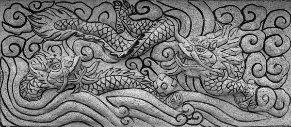 Stone carve dragon — Stock Photo, Image
