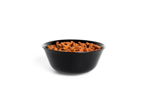 Alimentos secos para animais de estimação isolados em um fundo branco. Tigela com comida de gato isolada. — Fotografia de Stock