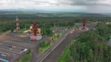 Ganga Talao, Mauritius, 5 Şubat 2022: Lord Shiva ve Ganga Talao Gölü 'nün havadan görünüşü