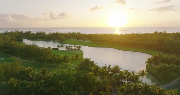 Golfhotel Küste Indischer Ozean Golfplatz Und Villen Strand Luftaufnahme Des — Stockvideo