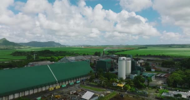 Biogas Plant Farm Green Fields Renewable Energy Biomass Aerial View — Stockvideo