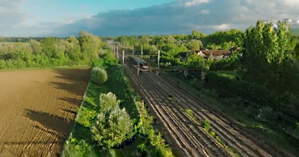 Viagem País Trem Alta Velocidade Vista Aérea Comboio Rápido Passageiros — Vídeo de Stock