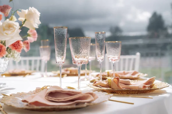 Ένα Εορταστικό Τραπέζι Για Ένα Γάμο Ένα Εστιατόριο Εικόνα Αρχείου