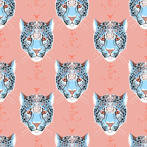 Kar leoparı burnu şeklinde kusursuz bir desen..