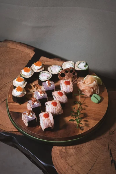 Sushi Maki Roll Set Wooden Table Dark Background Oriental Style — Stockfoto