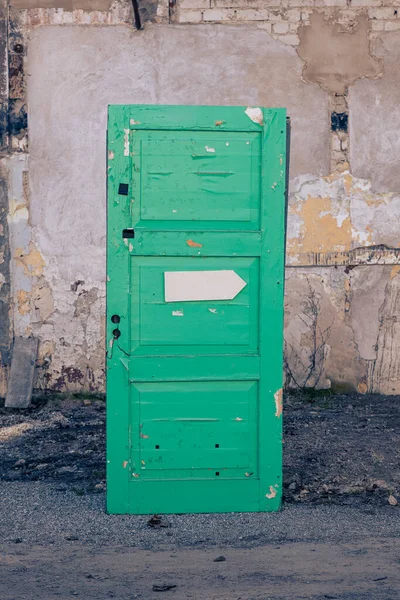 Detached Green Door Damaged Stone House Wall Background Old Weathered — Φωτογραφία Αρχείου