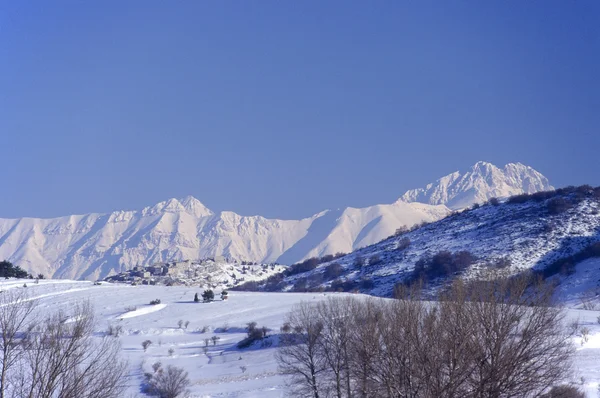 Paisaje invierno —  Fotos de Stock