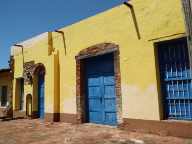 Trinidad, Küba renkli cephe