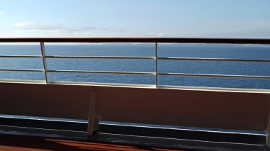 bir cruise gemi güverte görüntülemek