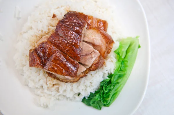 Pato Churrasco Sobre Arroz Cozido Vapor — Fotografia de Stock