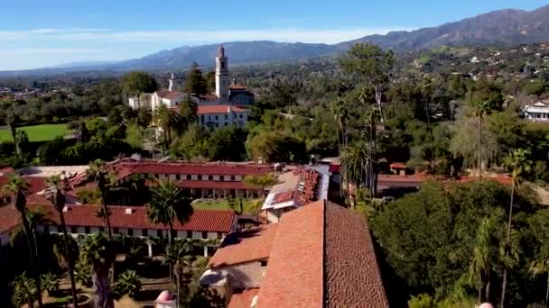 Histórica Misión Española Santa Bárbara California Estados Unidos 2022 Video — Vídeo de stock