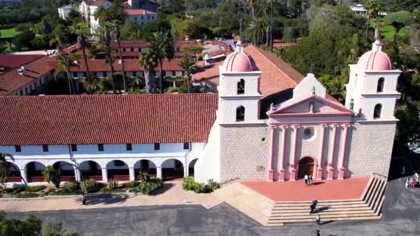 Histórica Misión Española Santa Bárbara California Estados Unidos 2022 Video — Vídeo de stock