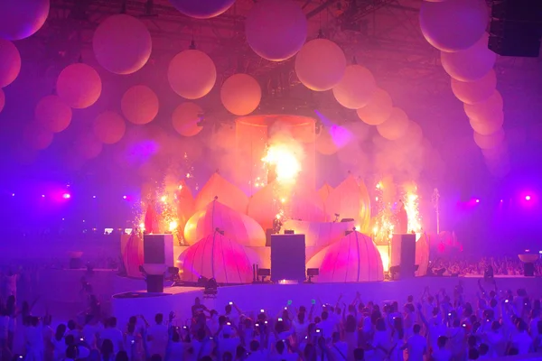 KIEV, UCRAINA - 5 MAGGIO: Sensation Innerspace show (ID & T) al NEC il 5 maggio 2012 a Kiev, Ucraina — Foto Stock