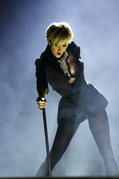 Minsk, Beyaz Rusya - 13 Şubat: patricia kaas gerçekleştirir canlı 13 Şubat 2010 minsk, Beyaz Rusya