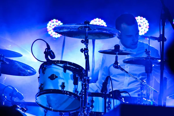 MINSK, BELARUS - JULY 2: Group HURTS performs on MOST Festival 2013 July 2, 2013 in Minsk, Belarus — Stock Photo, Image